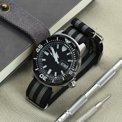 बेसिक नाटो का पट्टा - ग्रे